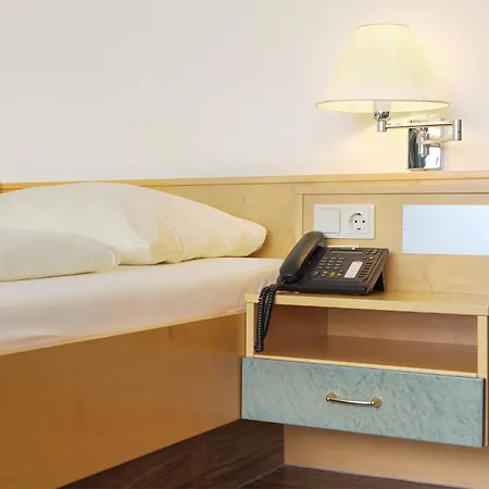 酒店 Trip Badsoden-salmuenster 3*